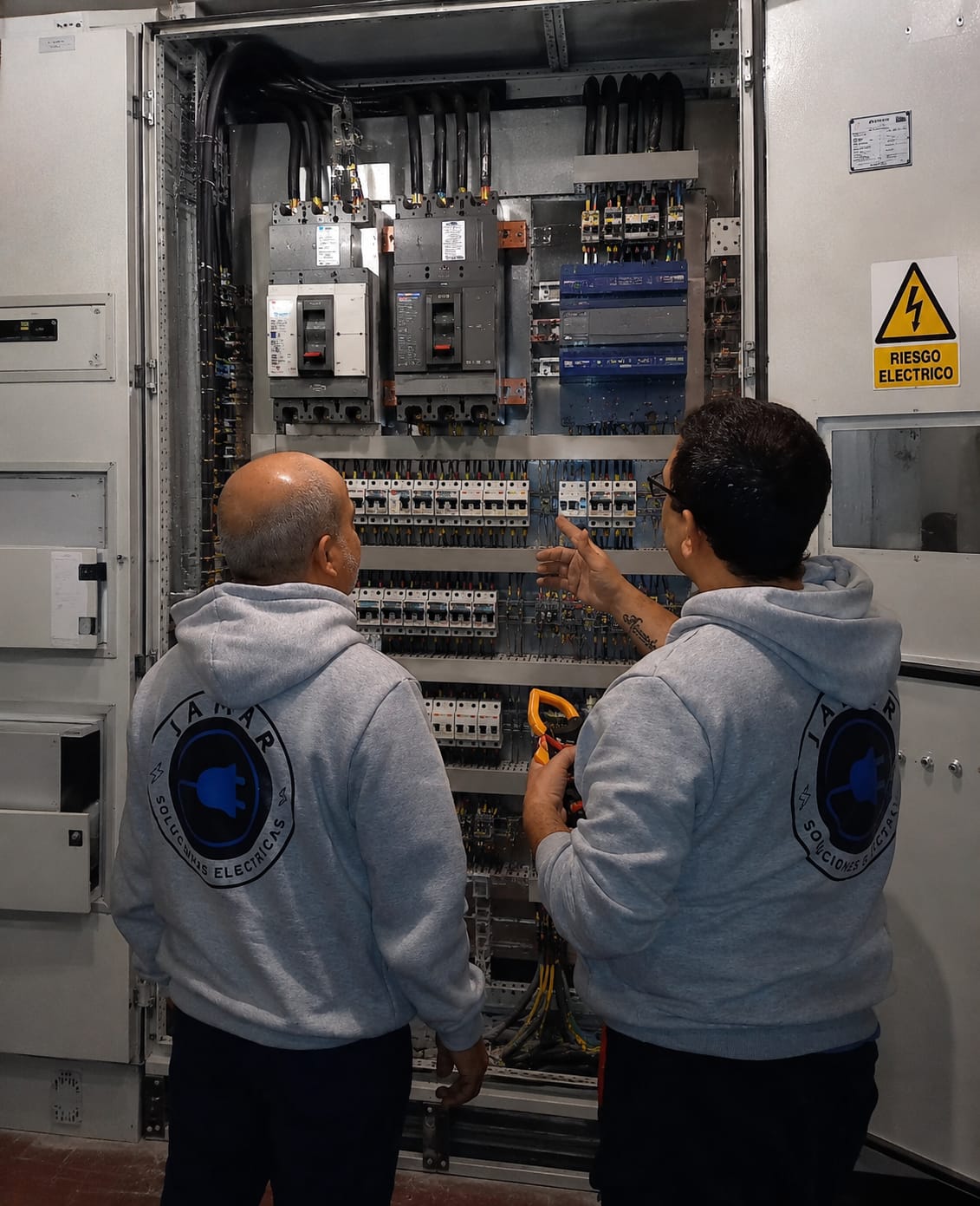 Cableado y circuitos eléctricos JAMAR